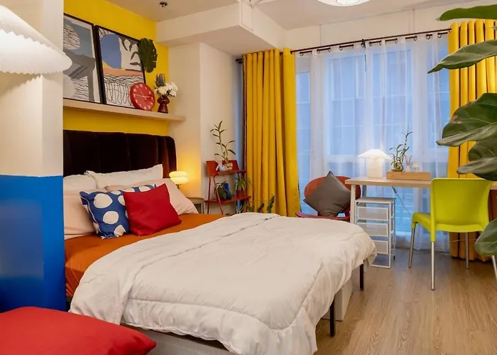 Apartment Modern With Balcony Near Ayala Makati *