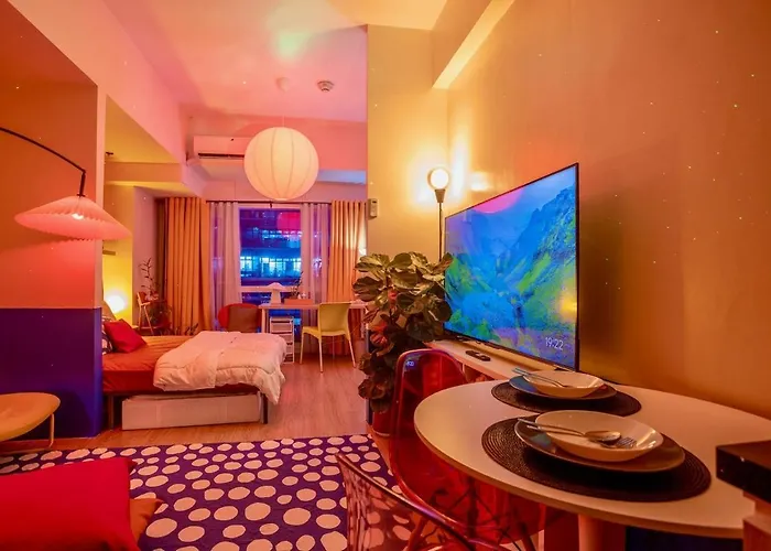 Modern With Balcony Near Ayala Makati Apartment *