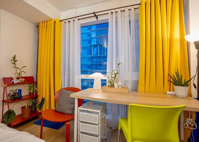 Apartment Modern With Balcony Near Ayala Makati *